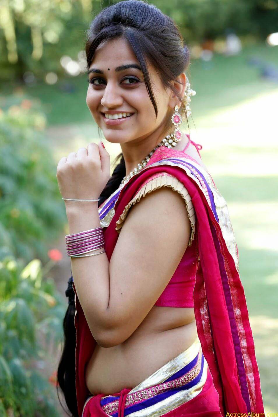 Aksha Pardasany Side View Pics In Pink Saree Photos South Actress1