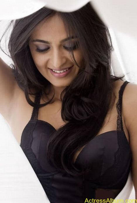 Anushka Shetty Topless