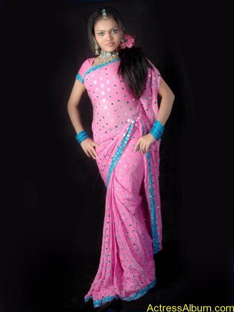 Actress Nikhisha Hot Saree Photoshoot Pics