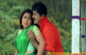 Kushboo Hot Navel Show in Bathroom Wet photos - Actress Album