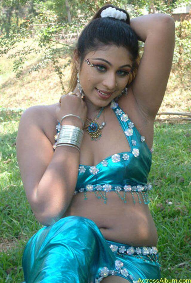 Tamil Actress Laksha Hot Stills 02
