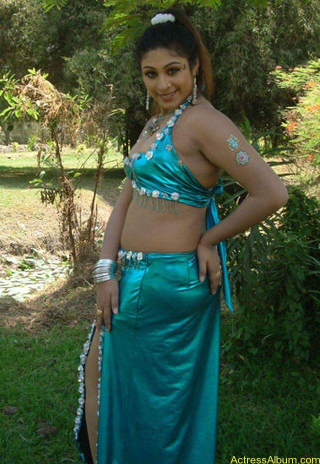 Tamil Actress Laksha Hot Stills 04