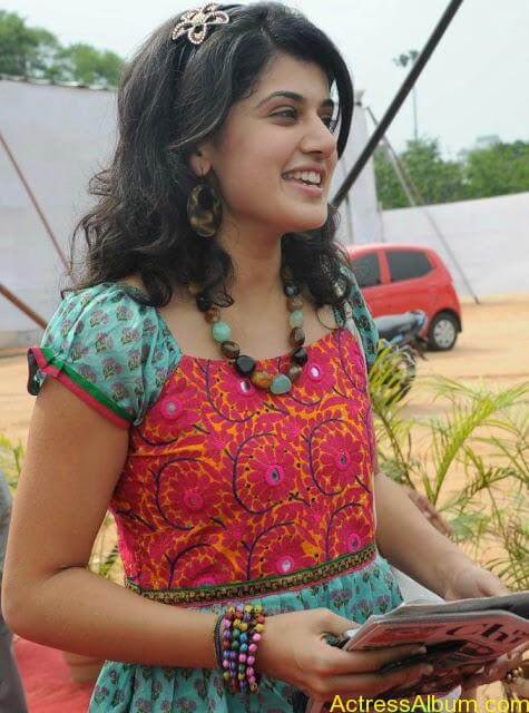 Tapsee_Cool_3