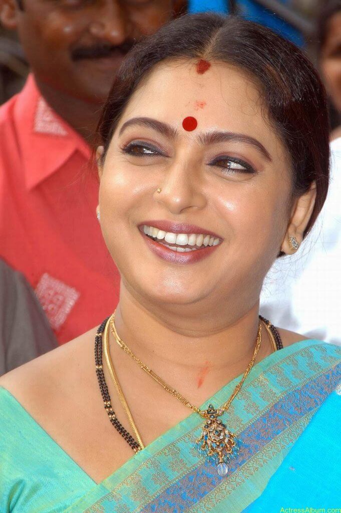 Seetha Aunty Hot Pics in Saree - Actress Album