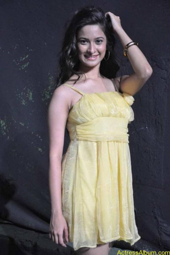 actress mrudhula hot photos (4)