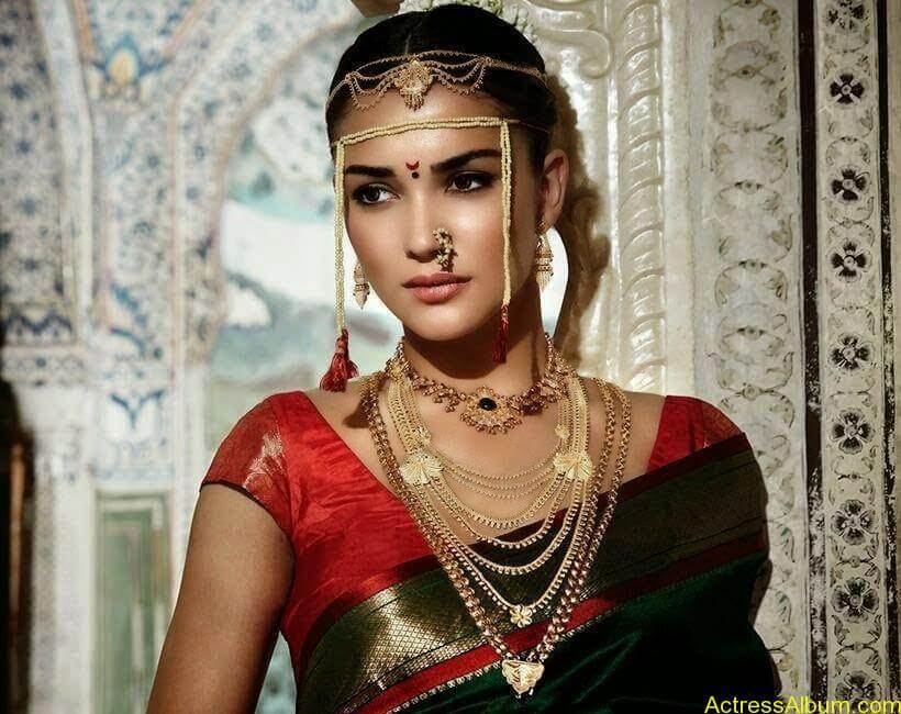 Amy Jackson Traditional Looks Gallery 9