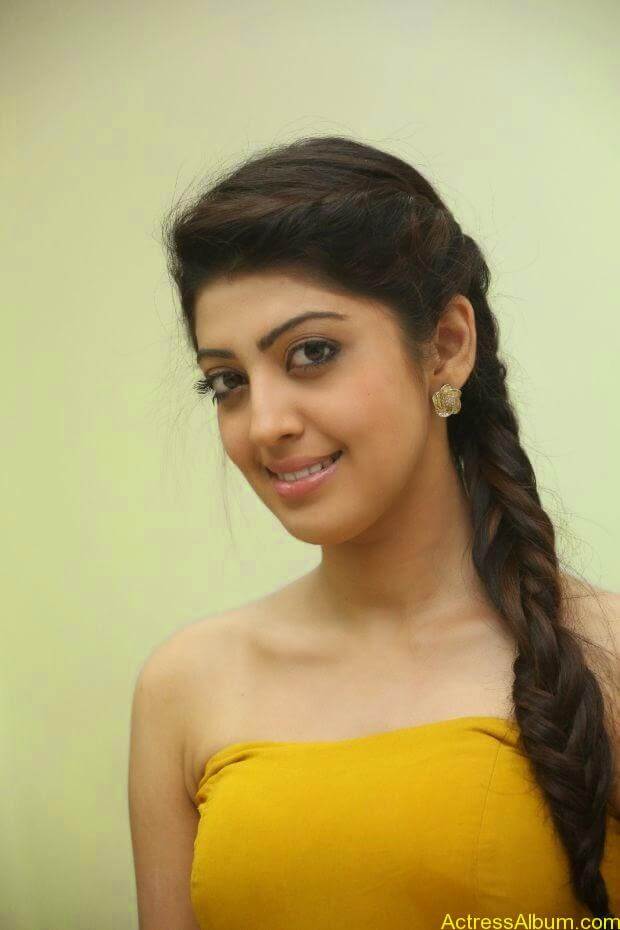 Praneetha new look in yellow topless (2)
