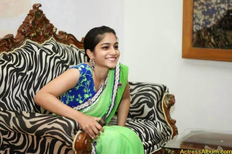 South Indian Actress Punarnavi Bhupalam Sexy Images 5