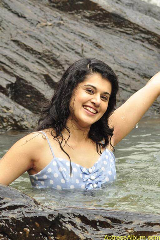 Tapsee hot swimsuit pics 3