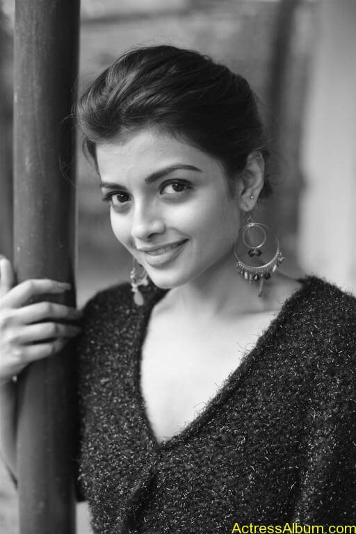 Tamil Actress Ashna Zaveri Latest Gallery - 9
