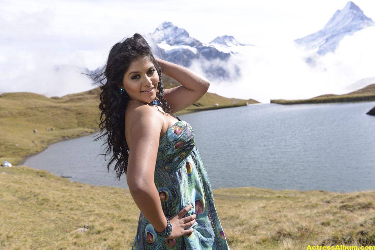 Anjali Latest Hot and Spicy Photo Gallery.