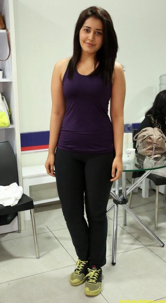 Rashi Khanna At Fitness Gym launch Photos 4