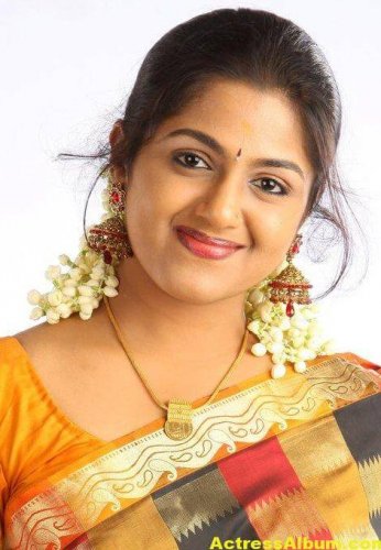 malayalam actress hot navel in saree