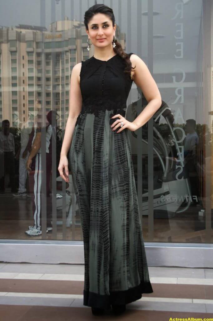 Glamorous Kareena Kapoor Images In Black Dress