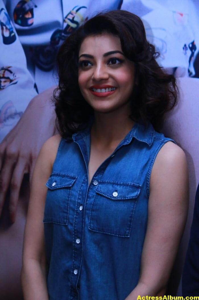 Kajal Agarwal Images In Blue Top At ITC Fashion Show - Actress Album