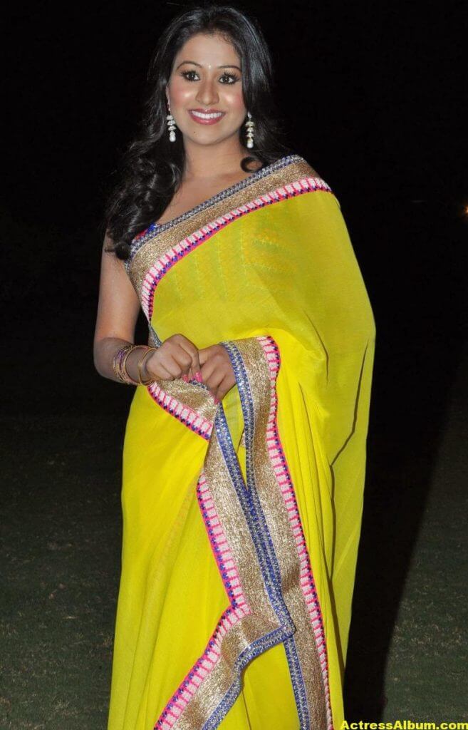 Manalee Hot Photos In Yellow Saree