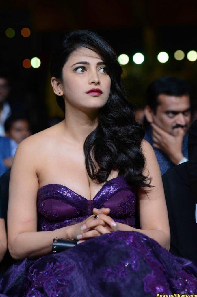 Shruti Haasan Hot Photos At Iifa Utsavam Awards Actress Album