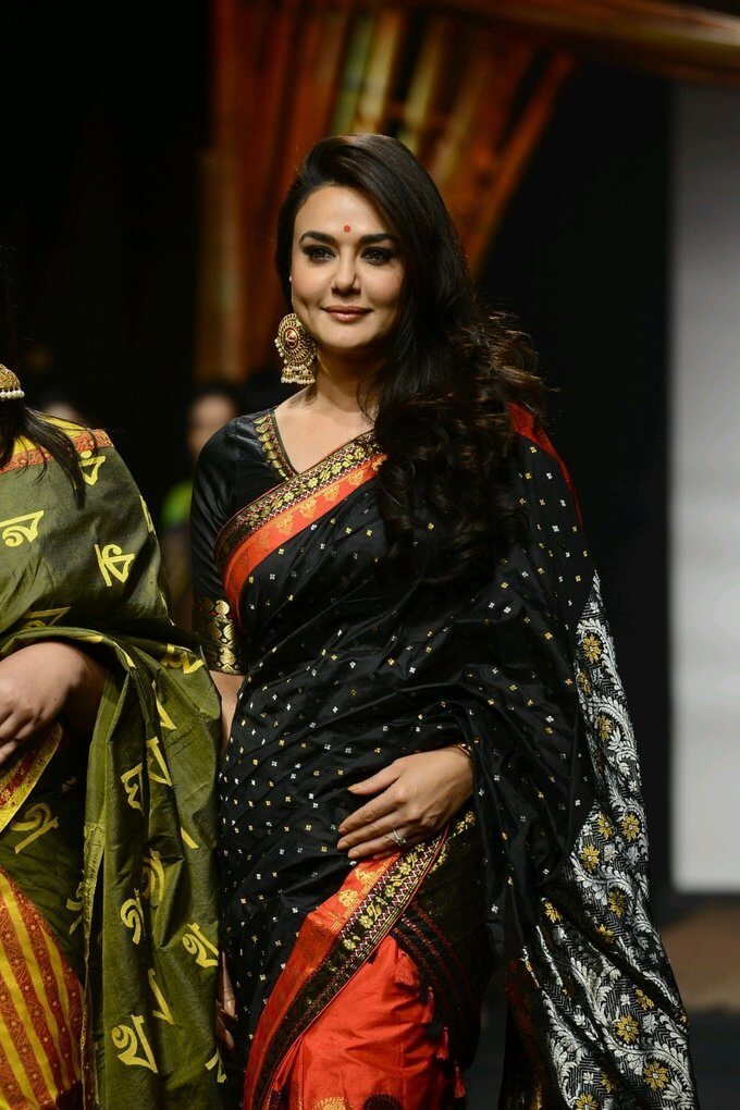 Preity Zinta In Black Saree 