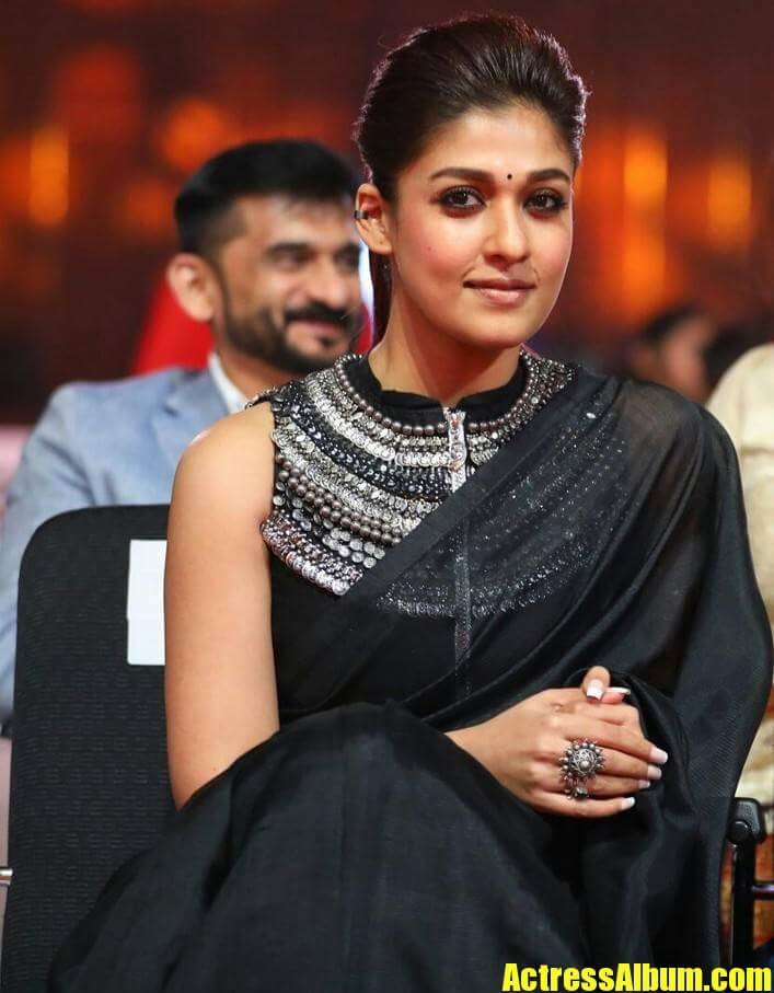 Actress Nayanthara Photos At SIIMA Awards 2017 In Black Saree - Actress  Album
