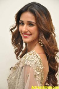 Disha Patani Stills In Saree At Audio Launch - Actress Album