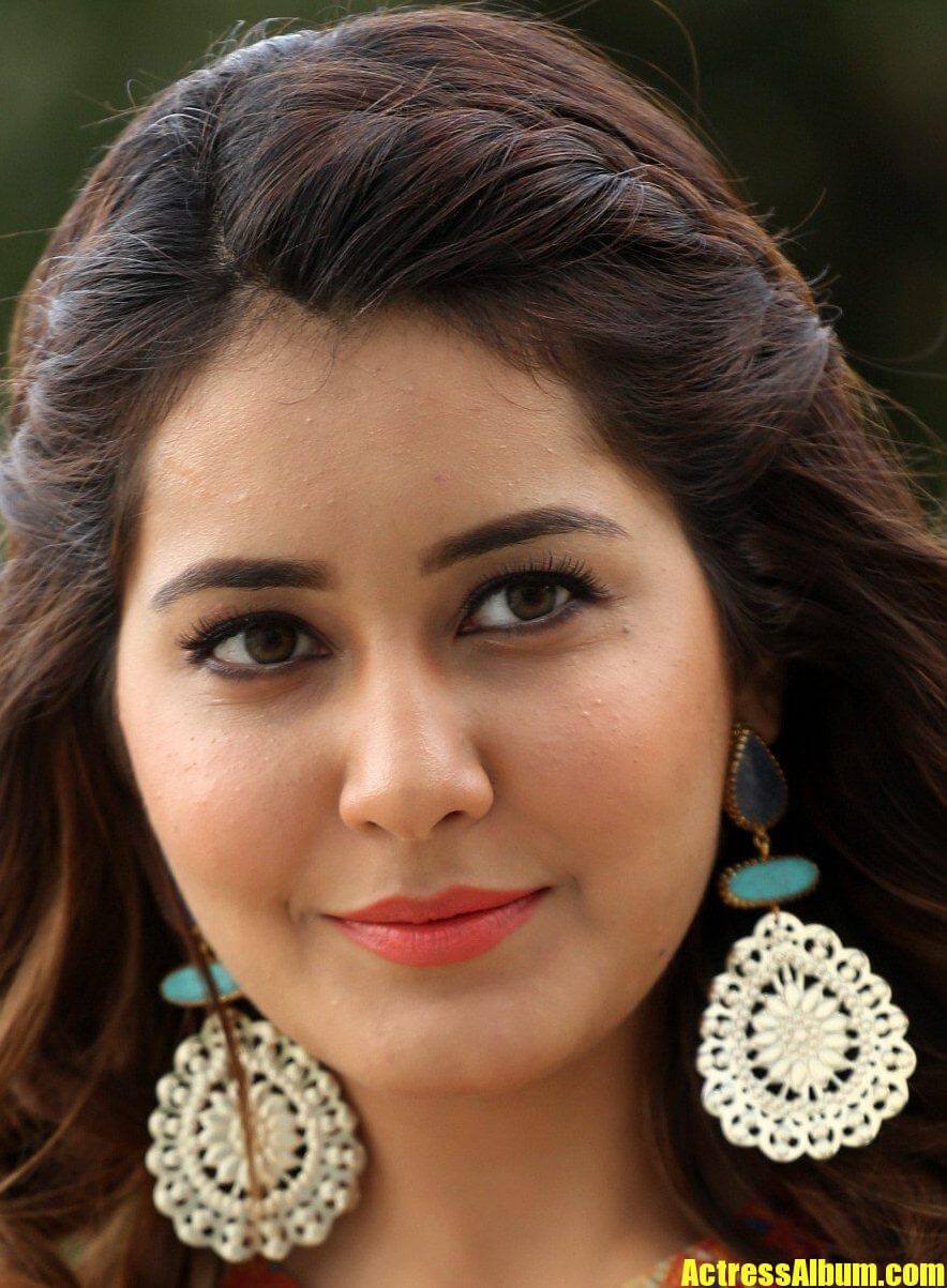 Telugu Actress Rashi Khanna Face Close Up Photos Gallery Actress Album
