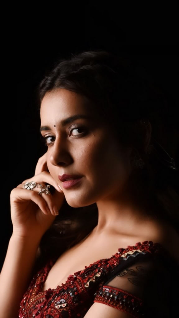 Actress Rashi Khanna 
