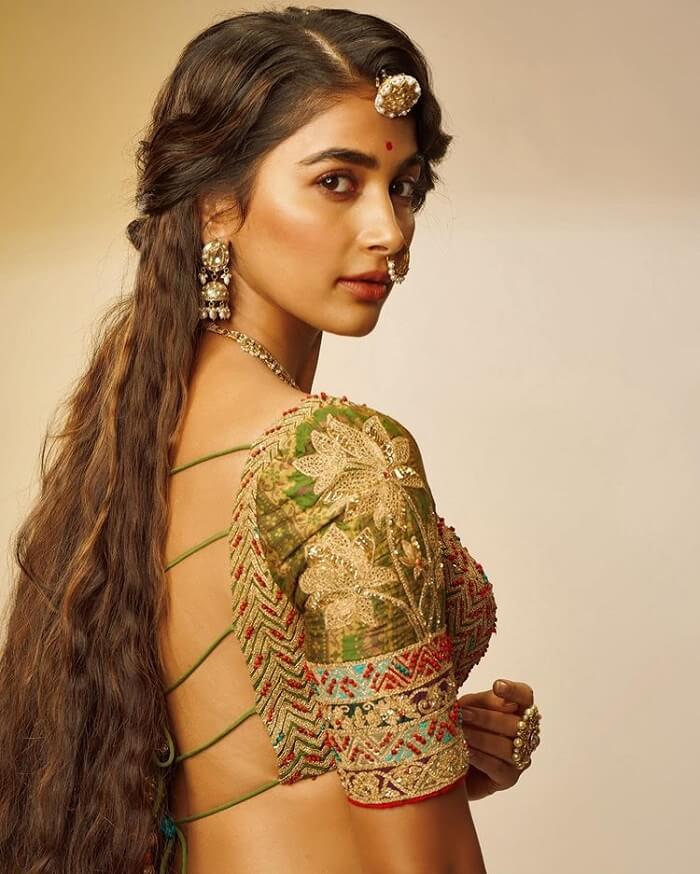 Pooja Hegde New Photos In Traditional Outfit Actress Album