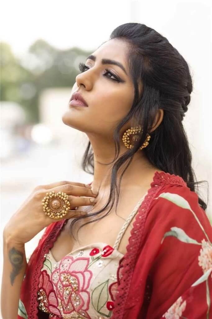 Eesha Rebba Hot Images In Red Dress