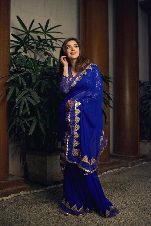 Mehreen Kaur Beautiful Pics In Blue Saree