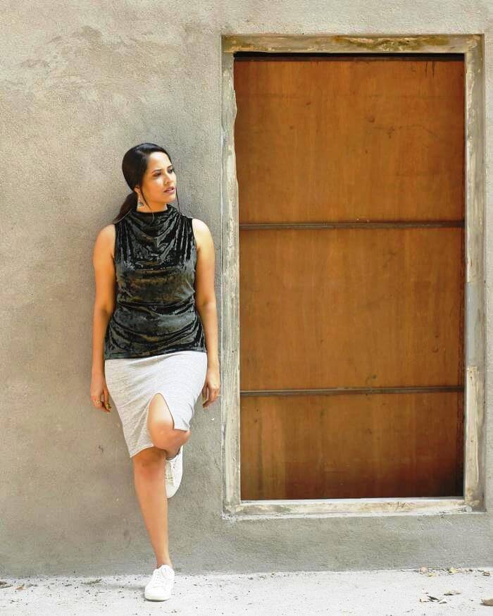 Anasuya Bharadwaj In Grey Skirt 