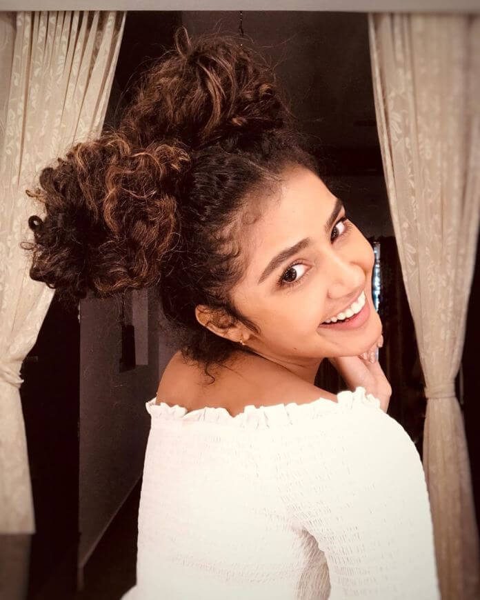 Selfie Pics Of Actress Anupama 
