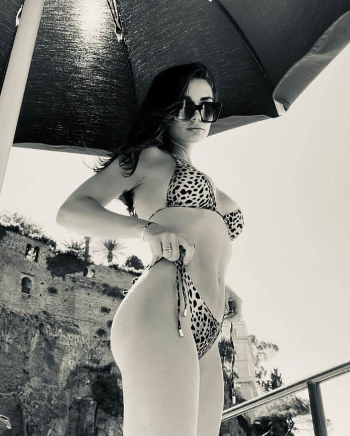 Hot Bikini Photos Of Amy Jackson 
