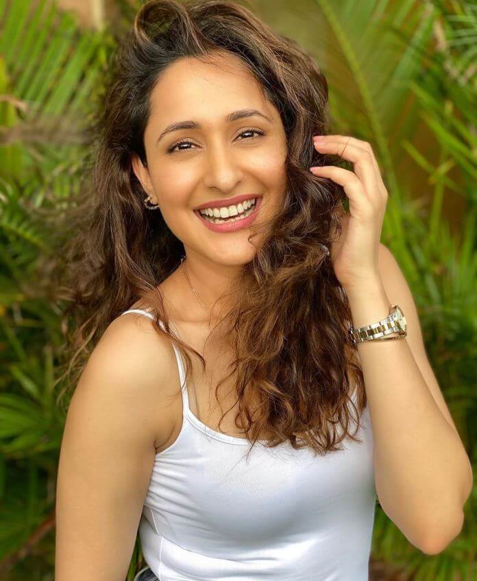 Top Photos Actress Pragya Jaiswal