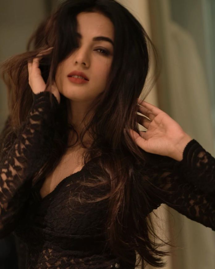 Sonal Chauhan Spell Bound photos 