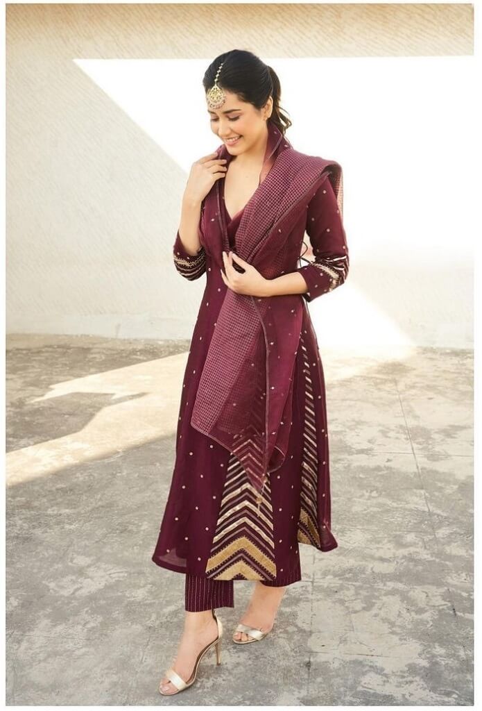Rashi Khanna Smiling Photos In Violet Dress
