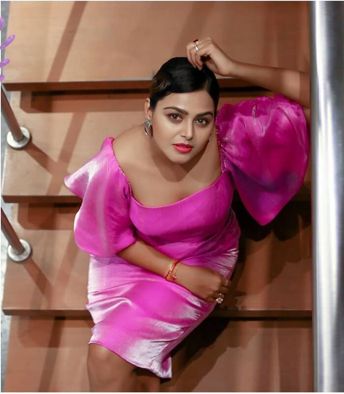Bigg Boss Fame Monal Gajjar Photos In Pink Dress
