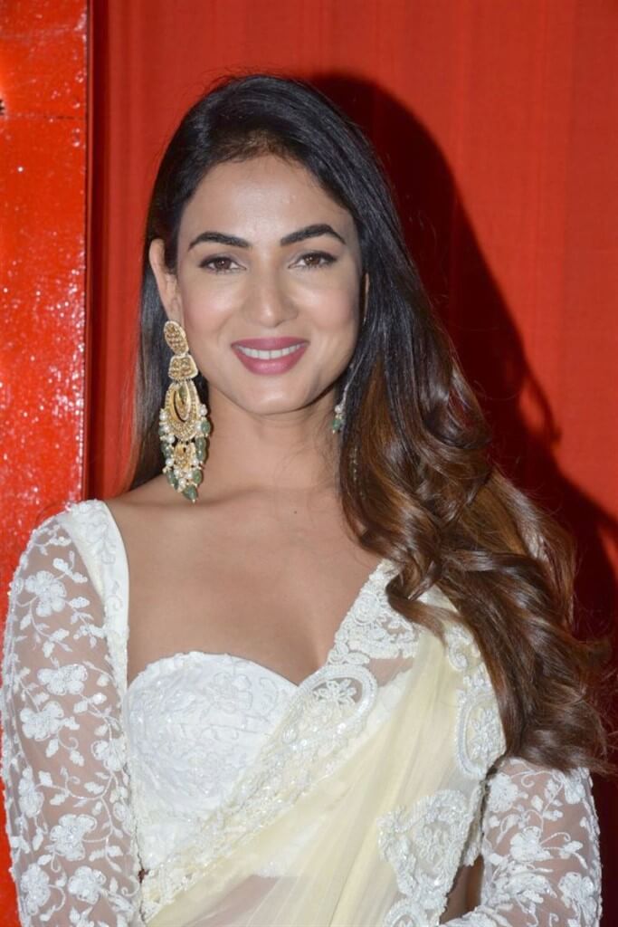Sonal Chauhan At F3 Pre-Release 